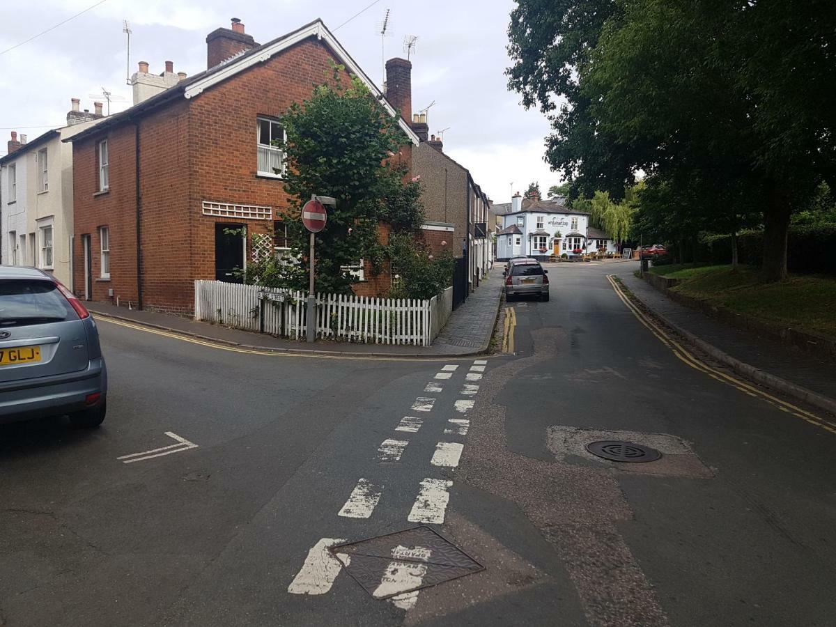 69 Albert Street St Albans ภายนอก รูปภาพ